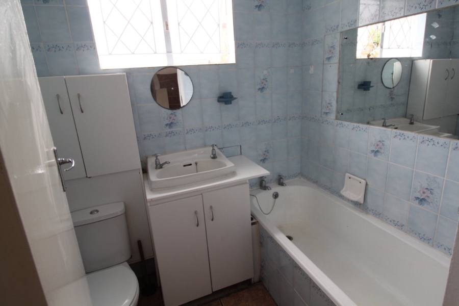 4 Bedroom Property for Sale in West End Eastern Cape
